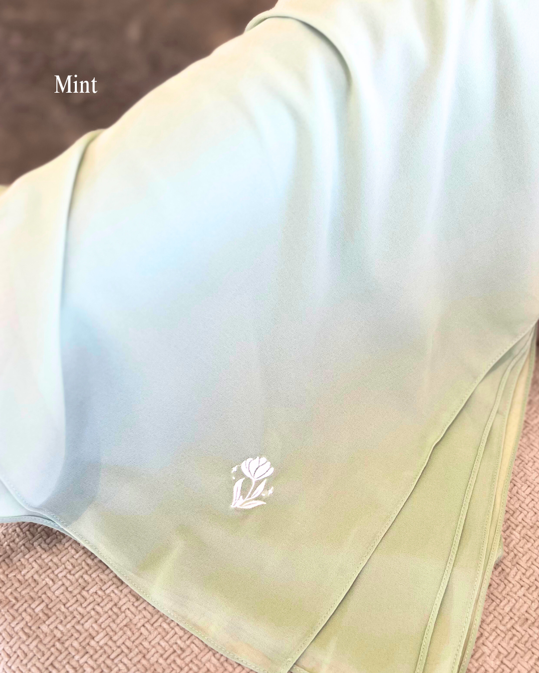 (MINT) Plain Shawl