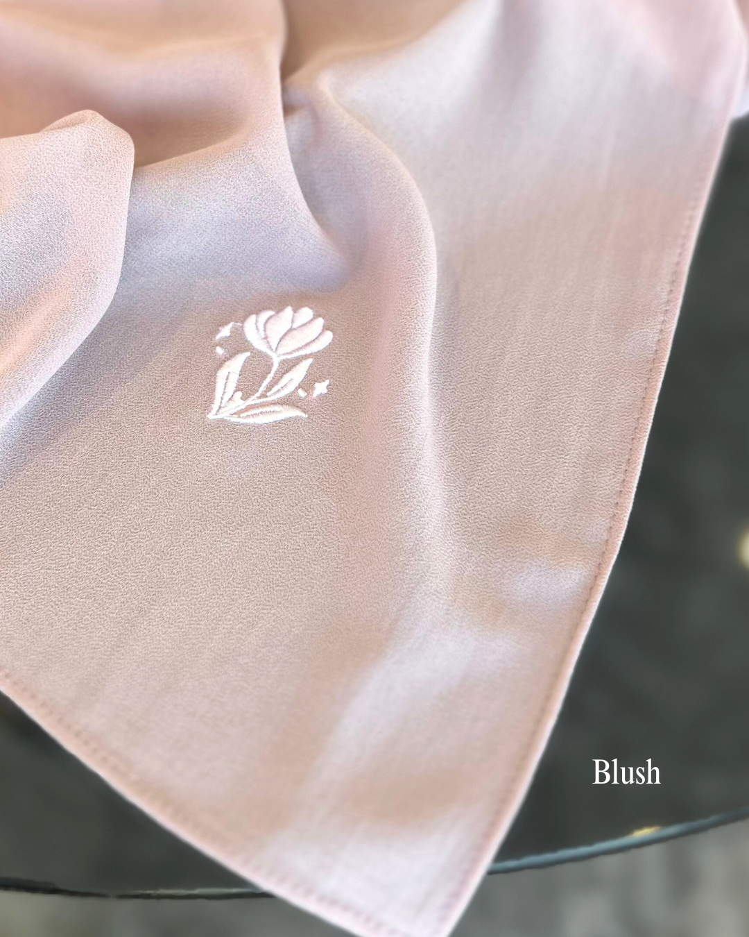 (BLUSH) Plain Shawl