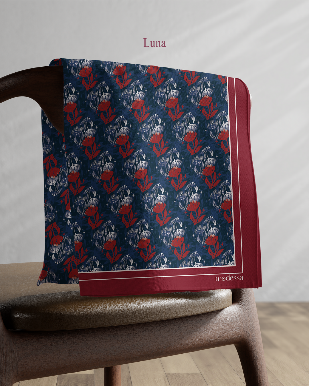 (Luna) Charm Flora
