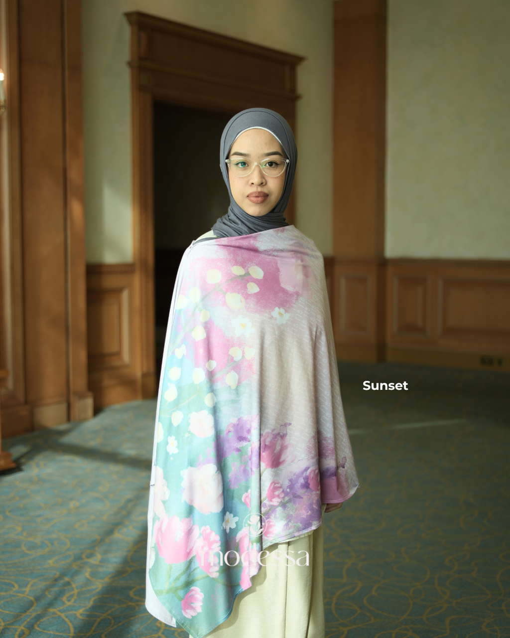 Sunset Modessa Bloom (Nursing Cover)