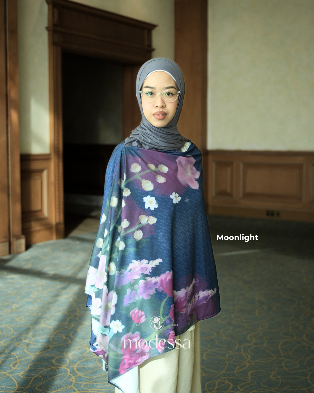 Moonlight Modessa Bloom (Nursing Cover)